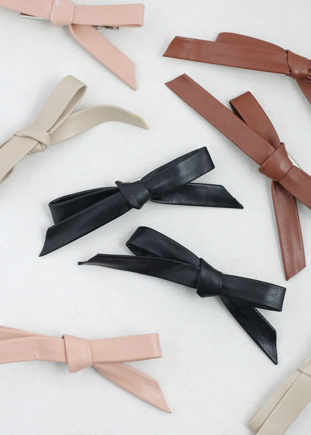 2 PC Chic Faux Leather Bow Hairclip