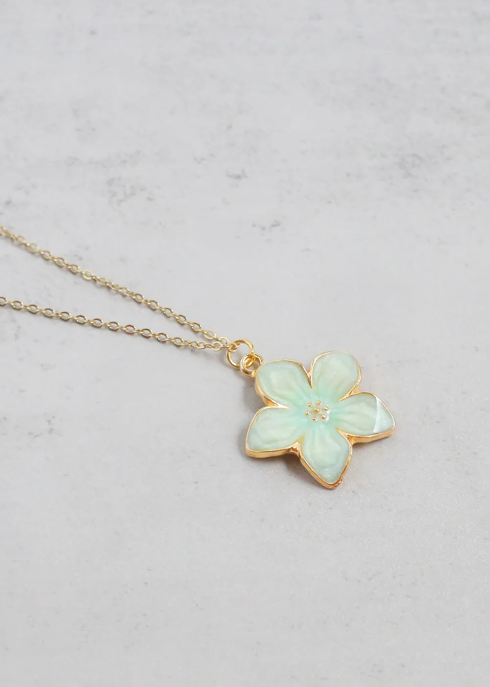 Floral Pendant Necklace