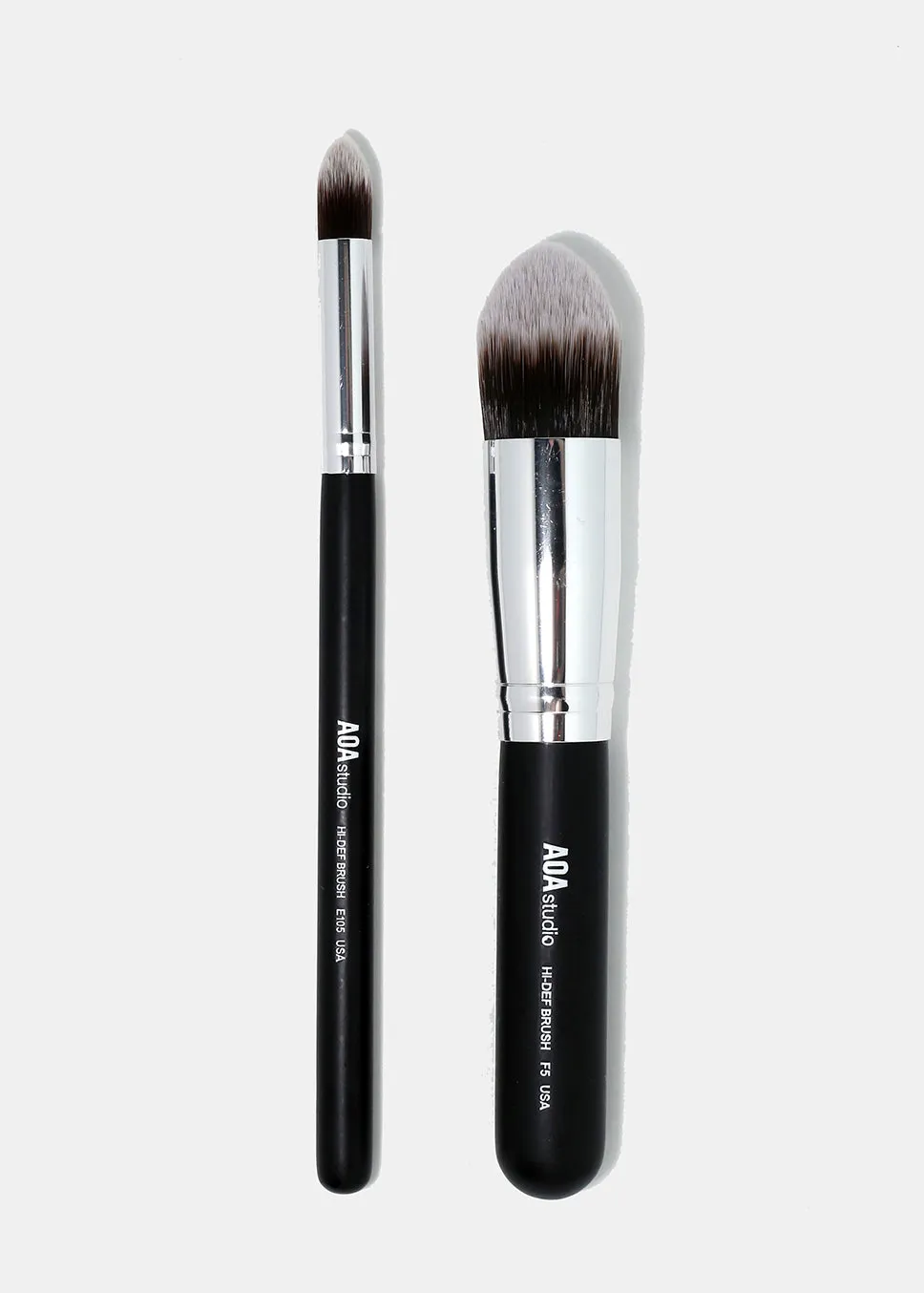 The F5 & E105 Kabuki Brush Duo